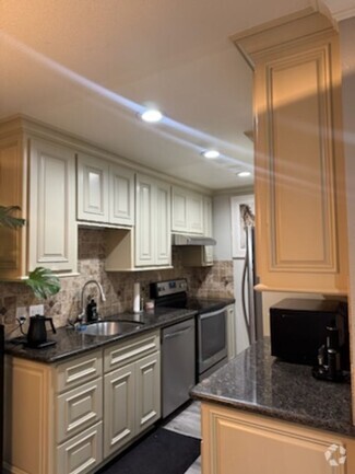 Building Photo - 309 Tradewinds Dr