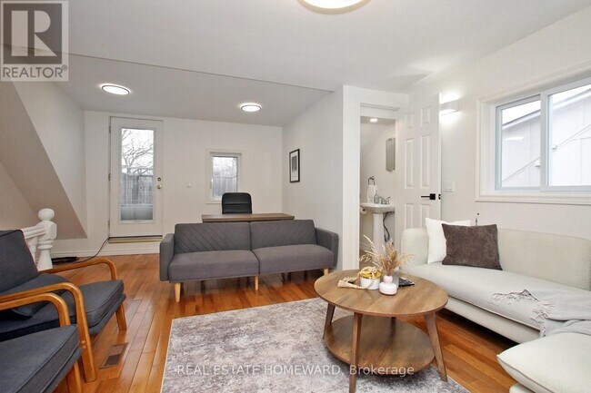 Photo du bâtiment - 145 Boston Ave