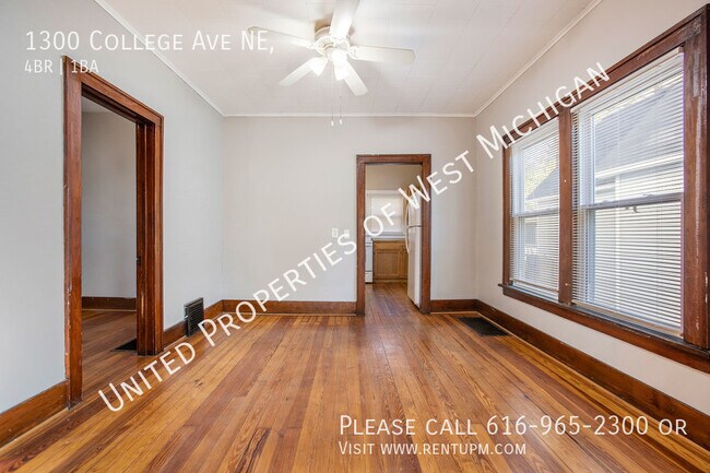 Foto del edificio - Available Now | Beautiful Recently Renovat...