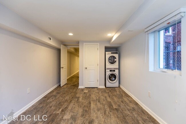 Building Photo - 2 br, 1 bath House - 78 R St NW Unit B