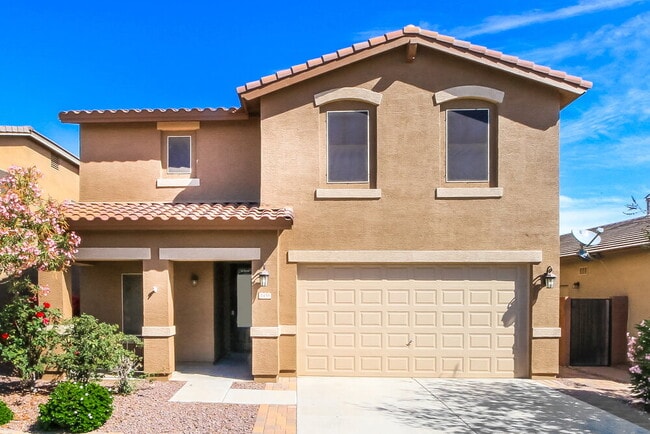 Building Photo - 1458 W Alder Rd