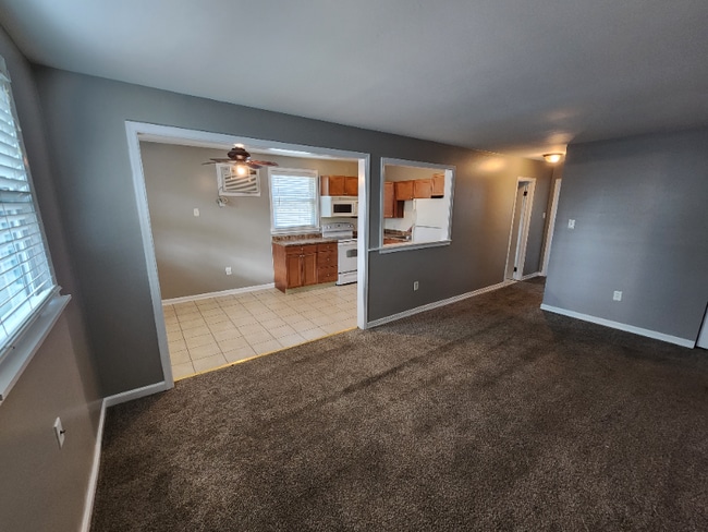 Building Photo - 715 S Filmore St