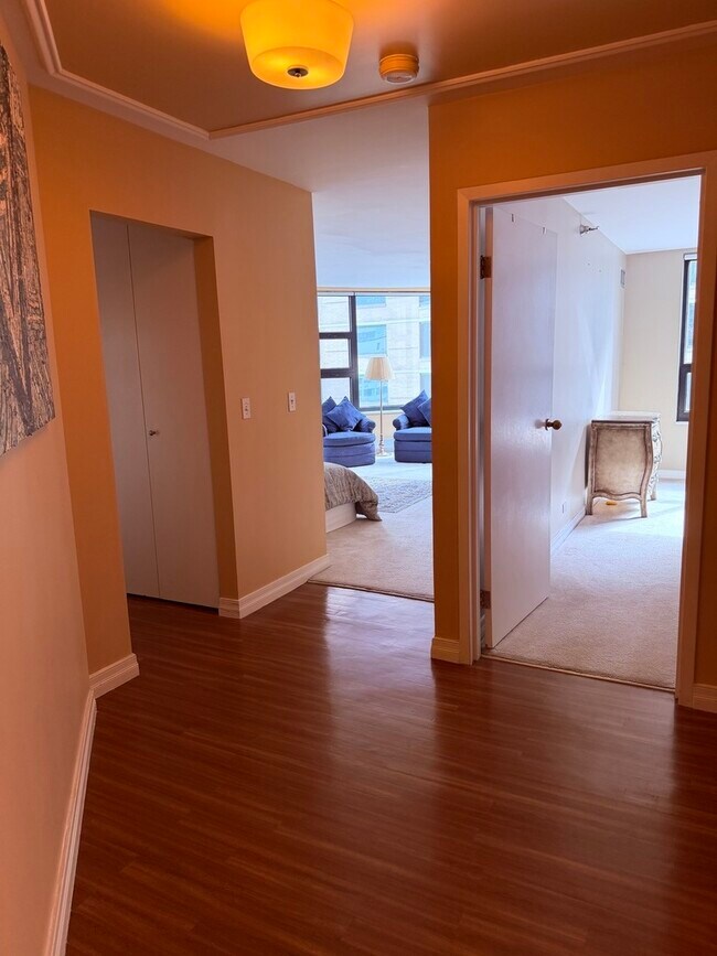 Foto del edificio - 401 E Ontario St