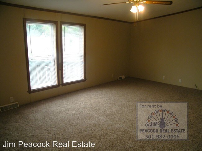 Building Photo - 4 br, 2 bath House - 12 Black Oak Circle