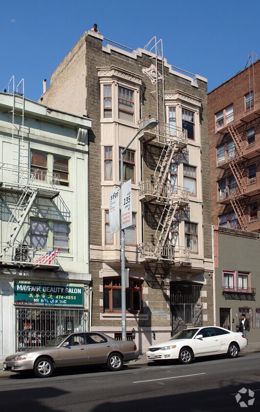 Primary Photo - 337 Hyde St