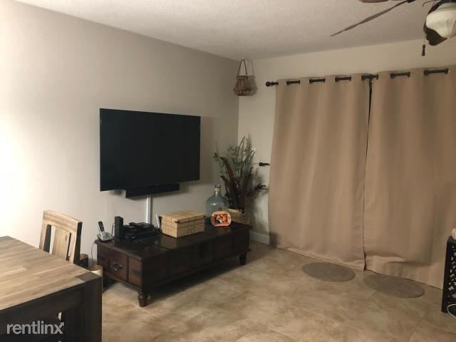 Building Photo - 2 br, 2.5 bath Condo - LAS BRISAS