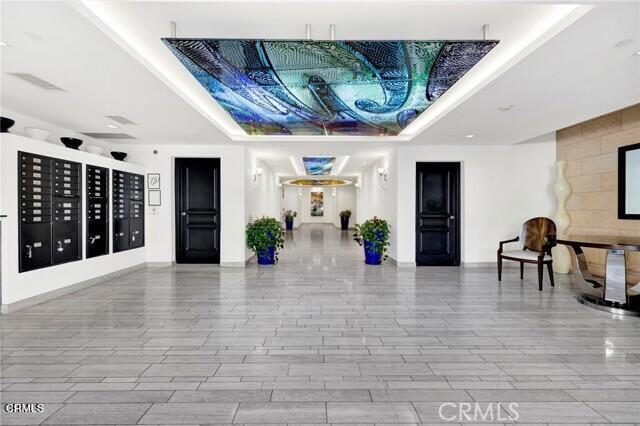 Foto del edificio - 250 S De Lacey Ave