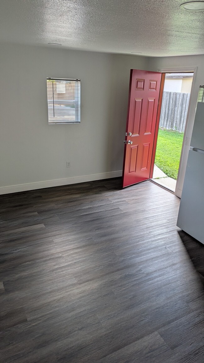 Building Photo - 10038 Ratcliff Ct