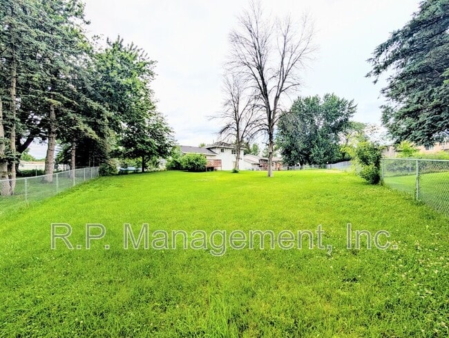 Foto del edificio - 4382 Rosebriar Ave