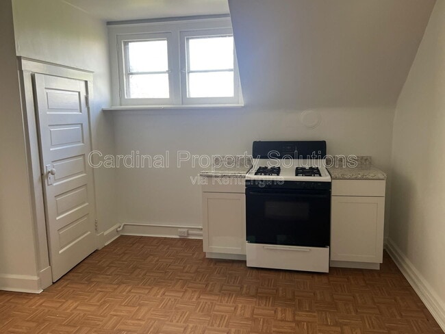 Building Photo - 2710 Ruberg Ave