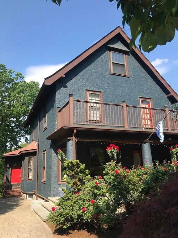 Foto del edificio - 147 Perham St