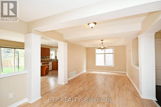 Building Photo - 3134 Innisdale Rd