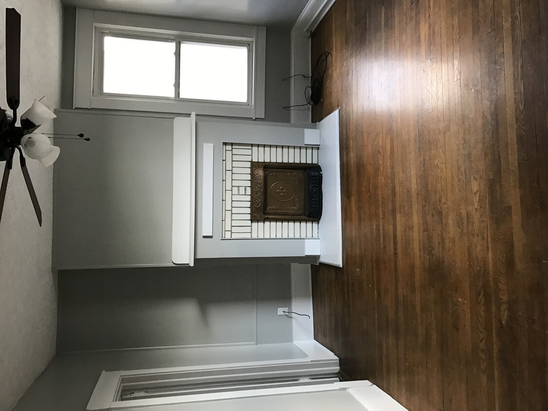 Foto principal - 637 Alabama St