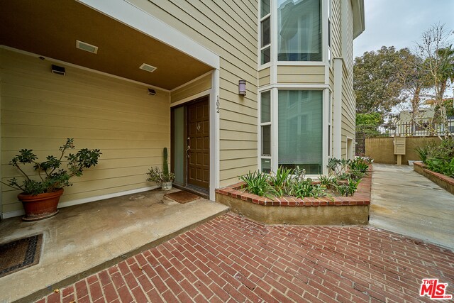 Building Photo - 1717 Stoner Ave