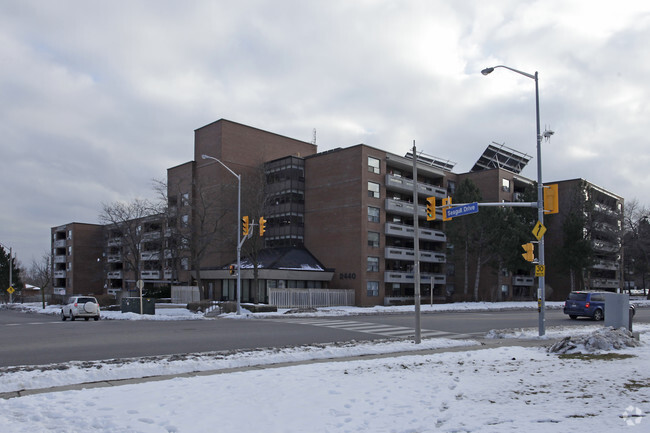 Building Photo - Hillside Place