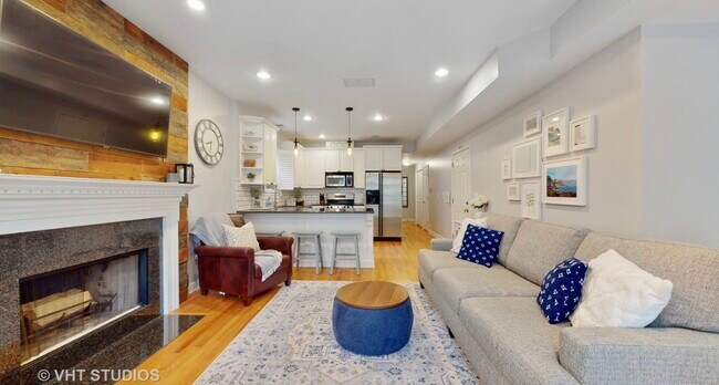 Foto del edificio - 2855 N Damen Ave