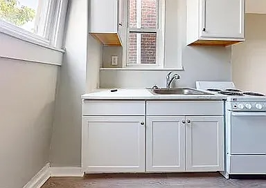 Foto del edificio - 2542 N 33rd St