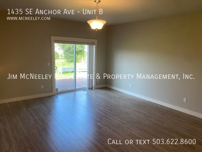 Building Photo - 1435 SE Anchor Ave