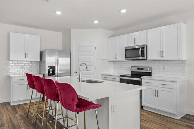 Foto del edificio - 455 Talisi Lp