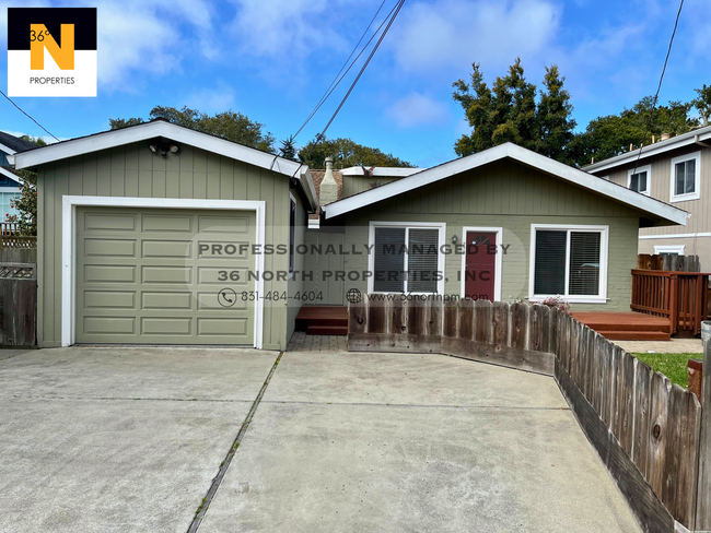Building Photo - Charming 2-Bedroom Home in Monterey with S...