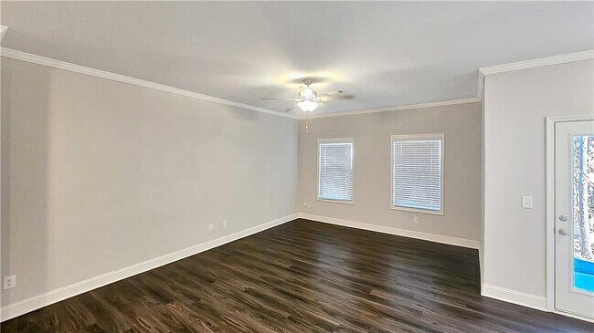Foto del edificio - 2079 Pinnacle Walk