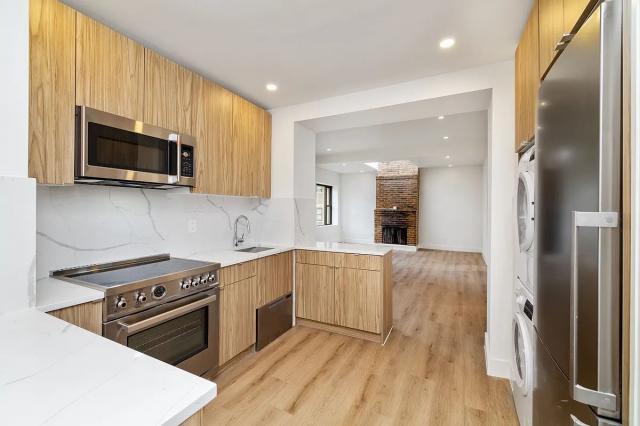 Building Photo - 4 bedroom in New York NY 10016