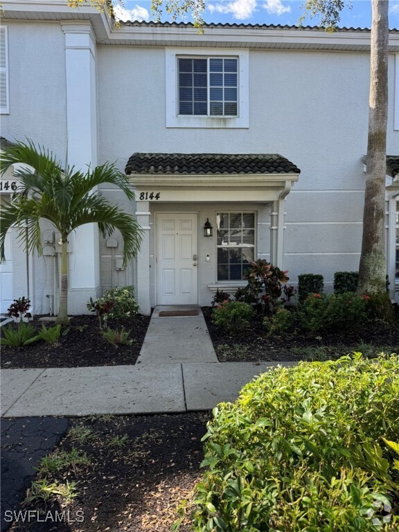 Building Photo - 8144 Pacific Beach Dr