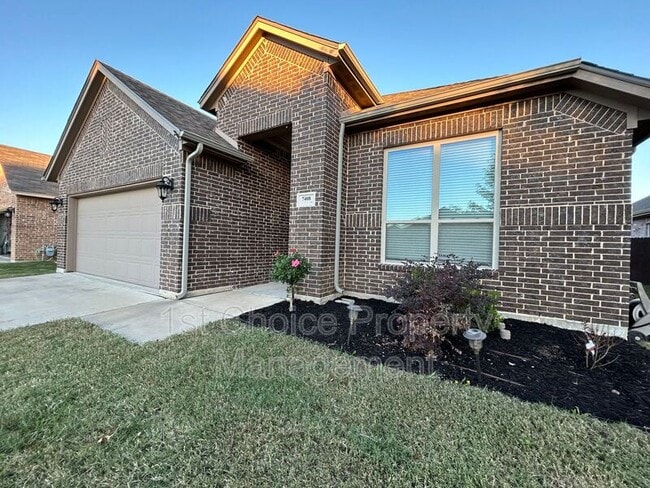 Foto del edificio - 7408 Gairlock Dr