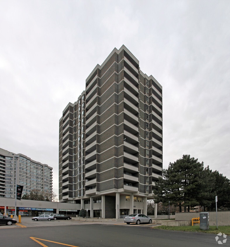 Photo du bâtiment - Concourse Apartments