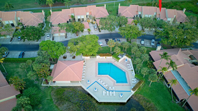 Building Photo - 257 Old Meadow Way