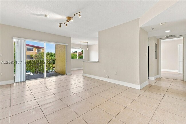 Foto del edificio - 21000 SW 87th Ave