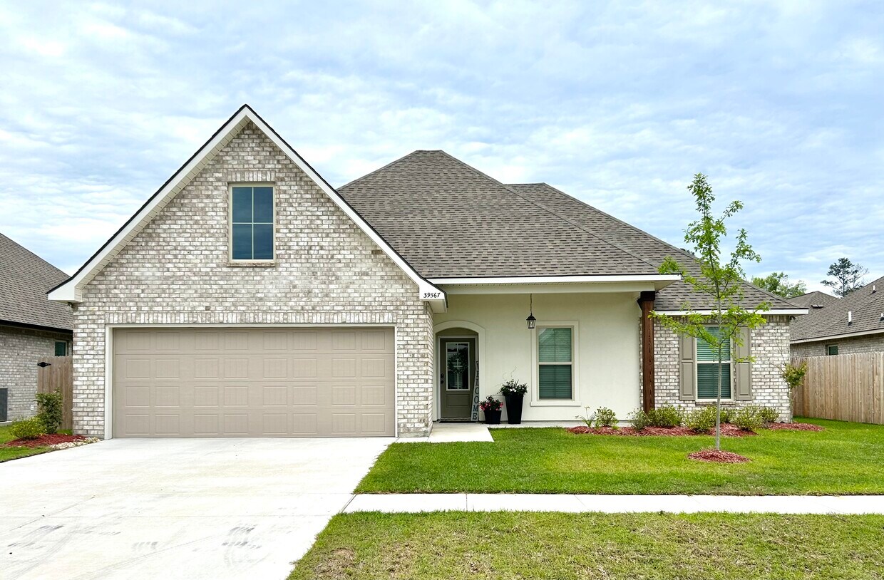 Foto principal - 39567 Fairhope Dr