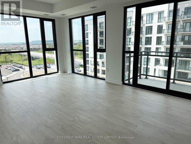 Photo du bâtiment - 750 Whitlock Ave