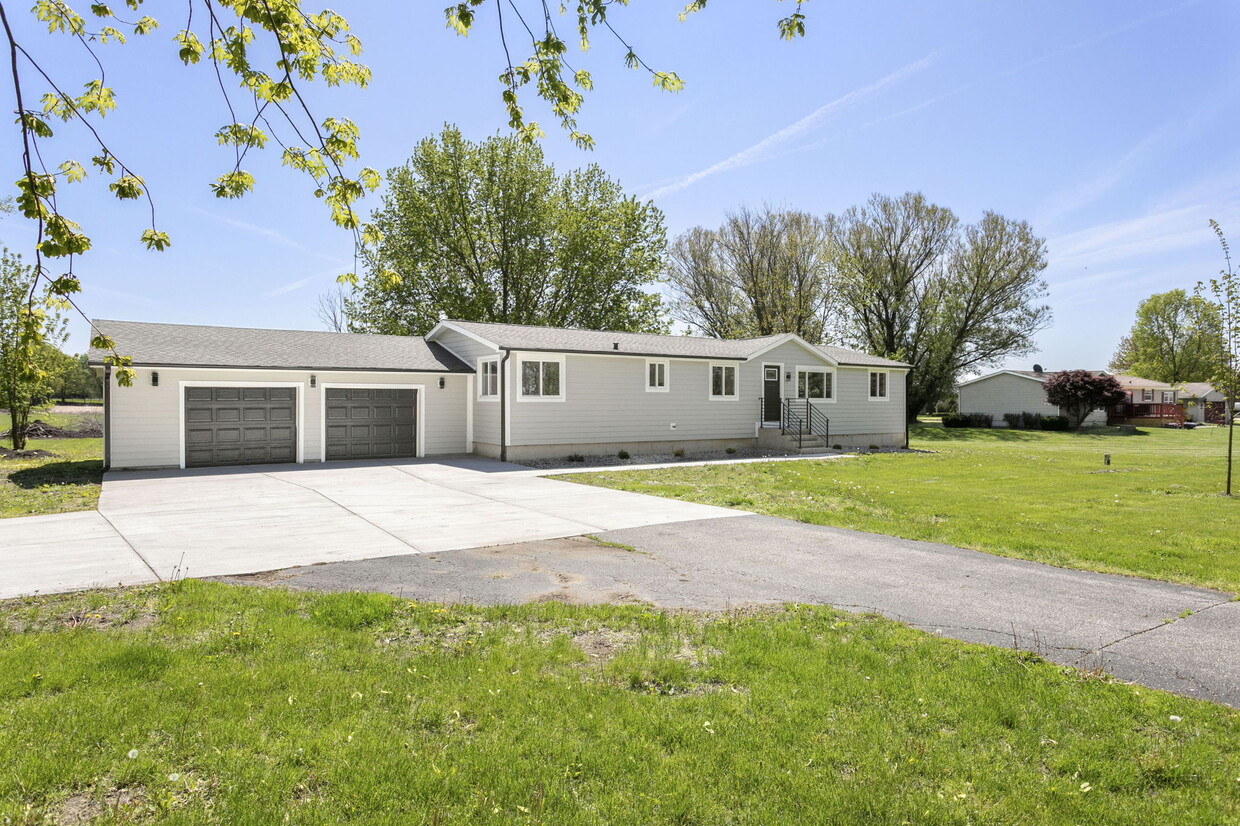 Primary Photo - 4567 S Wozniak Rd