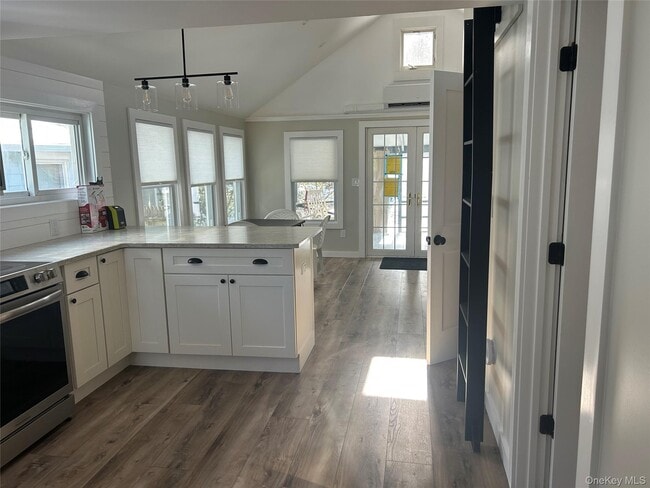 Foto del edificio - 7 Cedar Ave