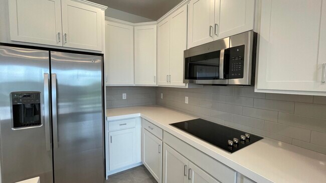 Building Photo - 209 Preserve Trl S