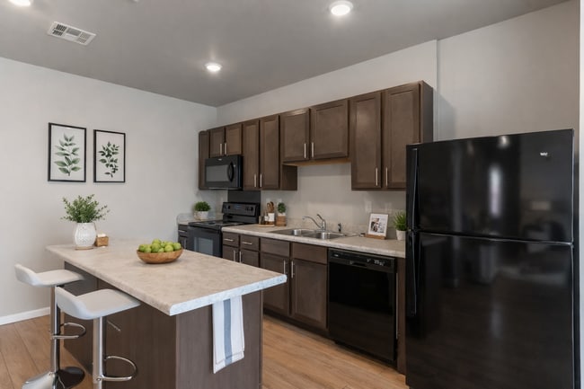 Building Photo - River West Apartments