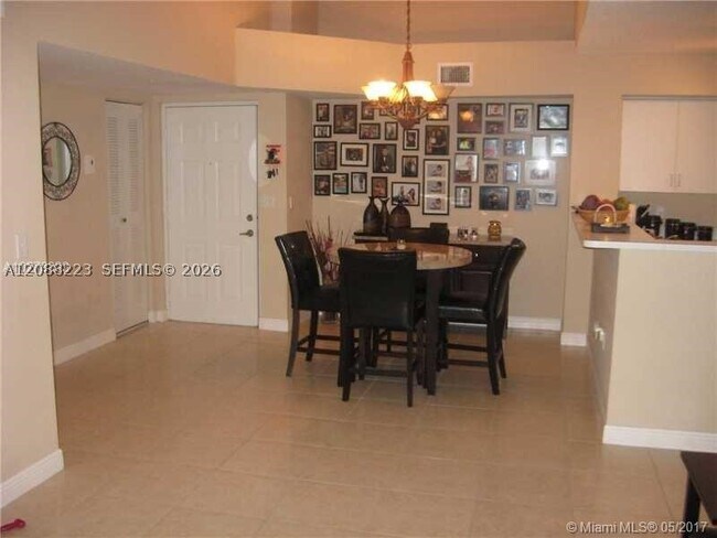 Foto del edificio - 2071 Renaissance Blvd