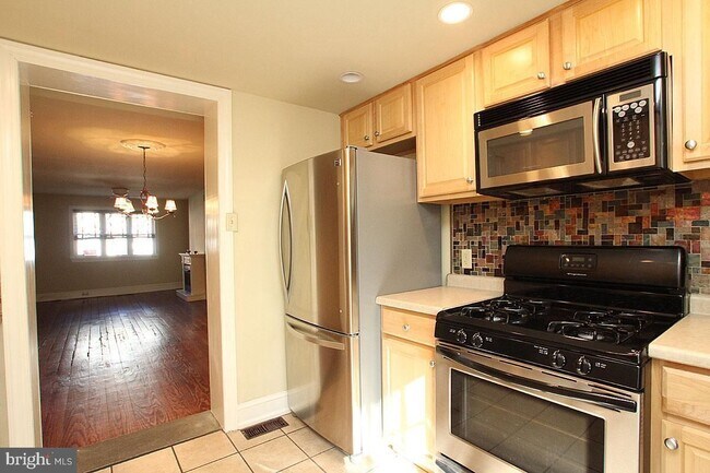 Photo - 2206 Montrose St Townhome