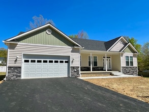 Building Photo - 26165 Sandy Ct