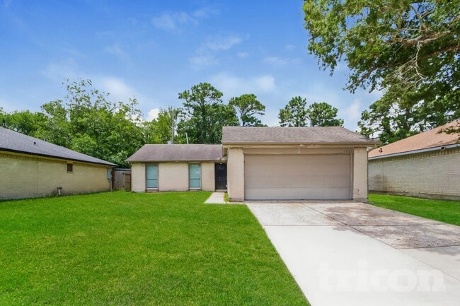 Building Photo - 12211 Haroldson Forest Dr
