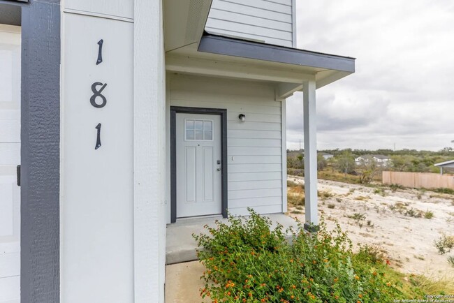 Building Photo - Discover Elevated Living at Hunters Ranch!