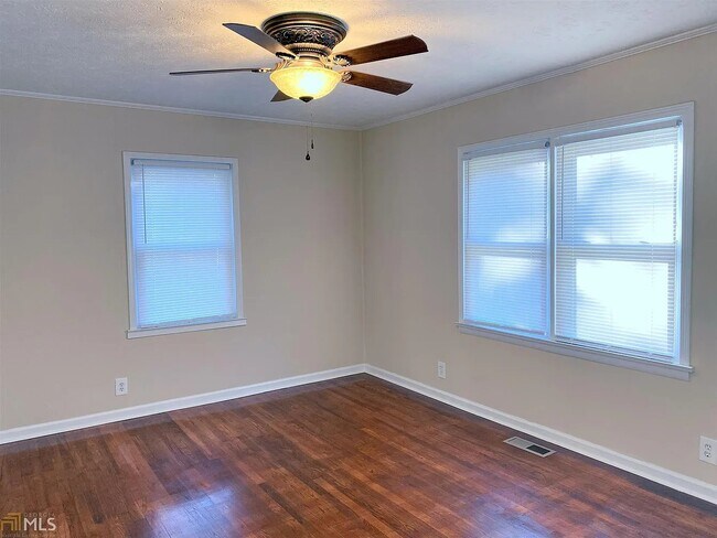 Building Photo - 4560 Burks Rd