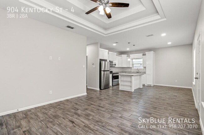 Foto del edificio - 904 N Kentucky St