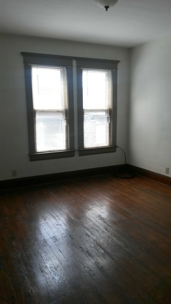 Foto del edificio - 119 4th St