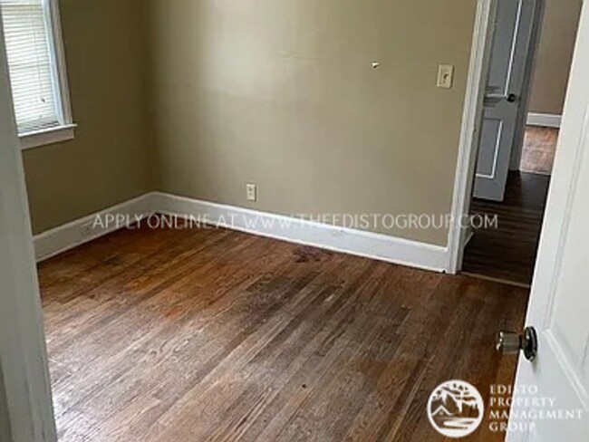 Building Photo - Cozy 3-Bedroom Home in Orangeburg – Pet-Fr...