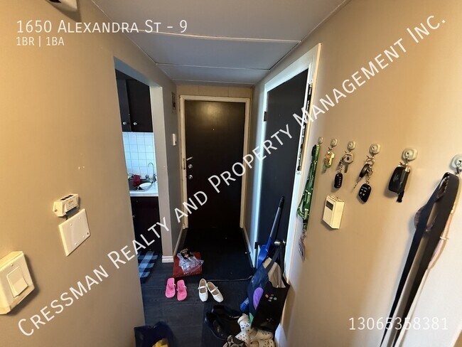 Building Photo - 1Bed 1 Bath Apartment located in Regina - Rosemont area