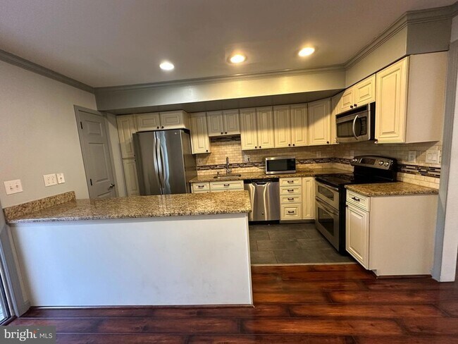 Foto del edificio - 202 Fieldstone Ln