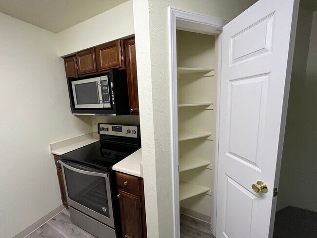 Foto del edificio - Top Floor 1-Bedroom Condo at Powderhorn