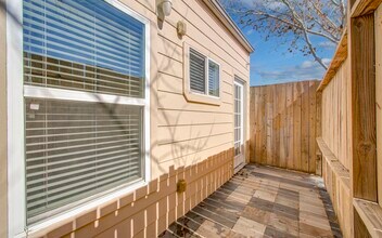 Building Photo - 1014 Graham Dr